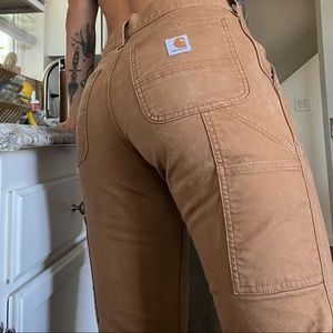 Low waisted Carhartt carpenter pants